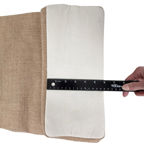 NWOT Brighton “Love Makes the Earth Go Round” Jute Tote Bag with Leather Handles - Picture 9 of 10